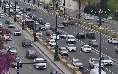 Hazırda tıxac olan Bakı küçələri