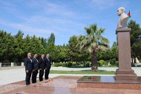 Laçın Rayon İcra Hakimiyyətində dövlət qulluqçularının peşə bayramı günü qeyd edilmişdir. 23.06.2026