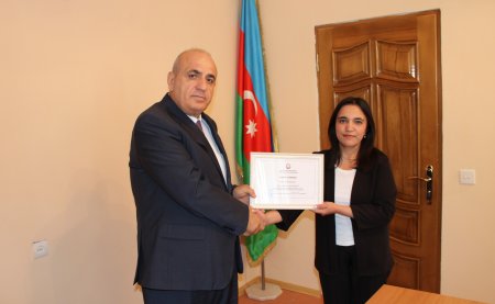 Laçın Rayon İcra Hakimiyyətində dövlət qulluqçularının peşə bayramı günü qeyd edilmişdir. 23.06.2026