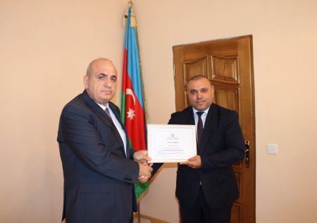 Laçın Rayon İcra Hakimiyyətində dövlət qulluqçularının peşə bayramı günü qeyd edilmişdir. 23.06.2026