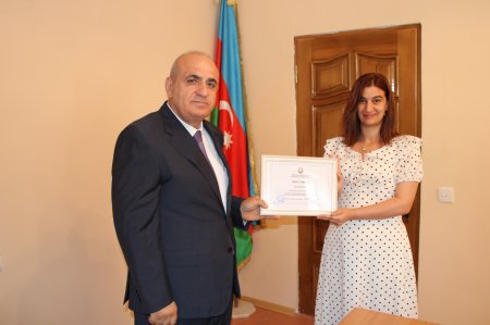 Laçın Rayon İcra Hakimiyyətində dövlət qulluqçularının peşə bayramı günü qeyd edilmişdir. 23.06.2026