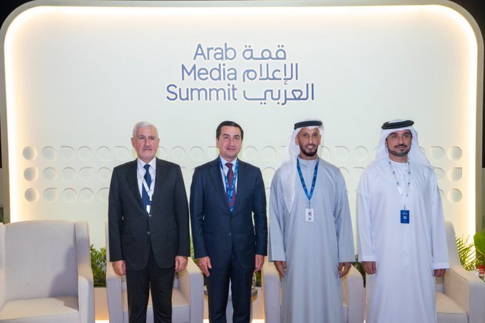 Hikmət Hacıyev Ərəb Media Forumunda iştirak edib