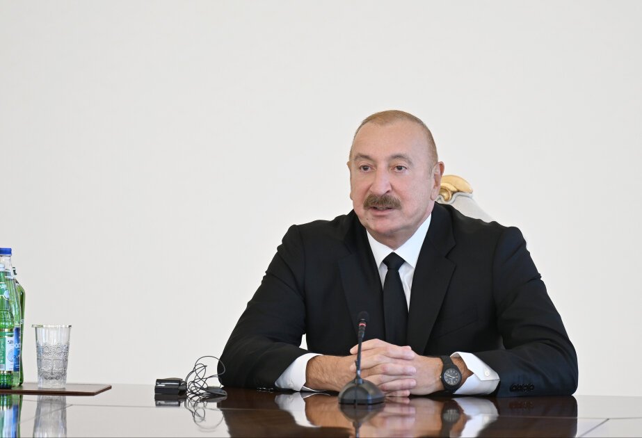 İlham Əliyev İnvestisiya Forumu iştirakçılarına müraciət etdi