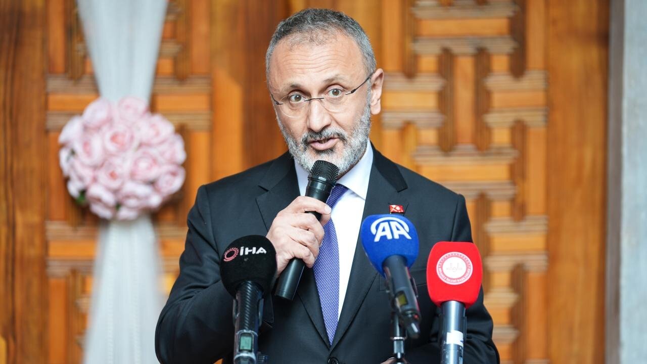 Türkiyədə daha bir bələdiyyə sədri saxlanıldı