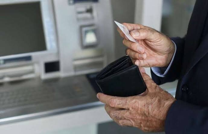 Dövlət qulluqçularının pensiyası yeni qaydada hesablanacaq